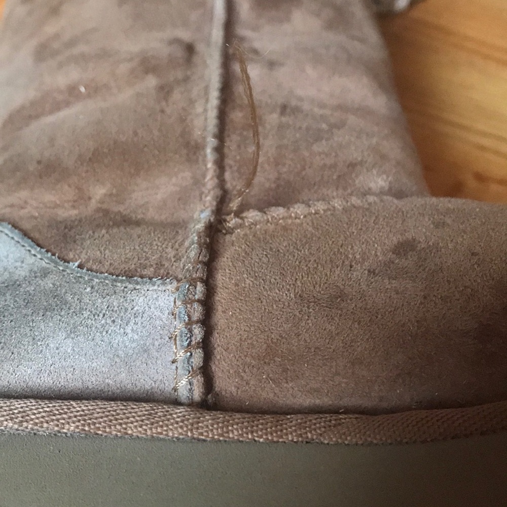 UGG Tall Classic Original Chestnut Boots - Picture 2 of 7